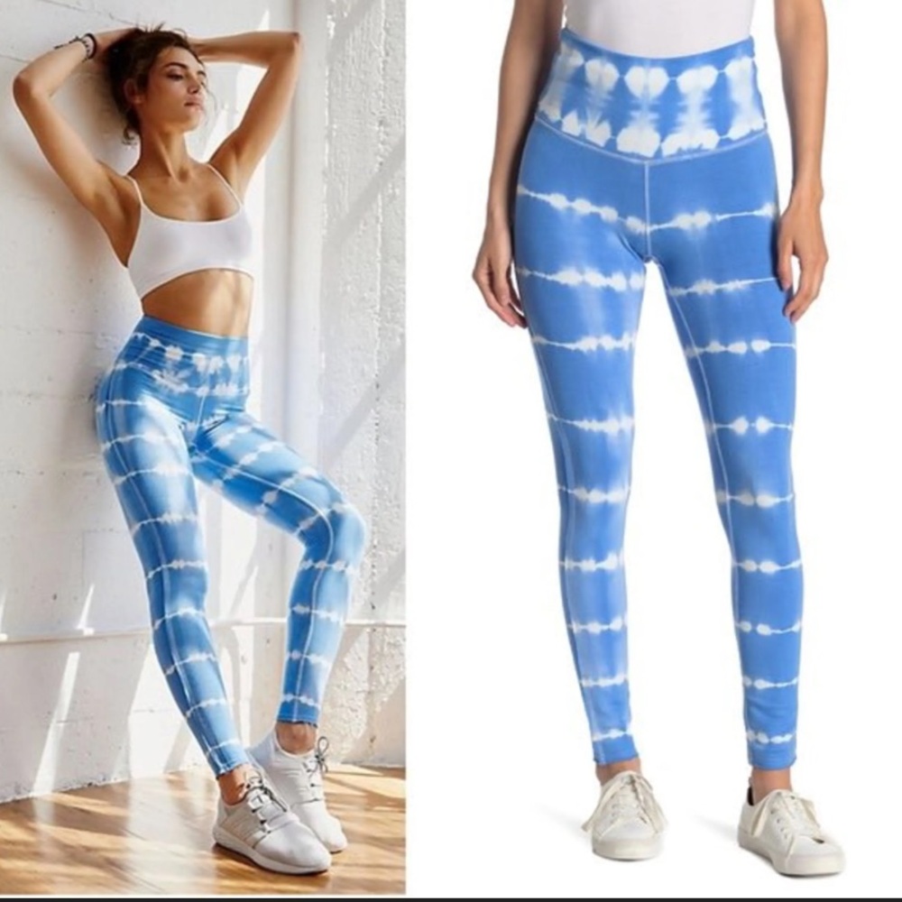 FREE PEOPLE MOVEMENT Blue and White Tie-Dye Leggings
